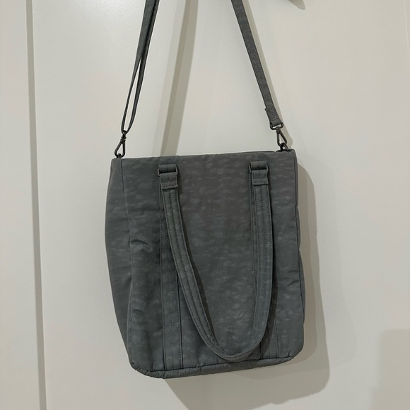 Herschel Supply Company Orion 12” Small Tote ( Gray) - Picture 3 of 7